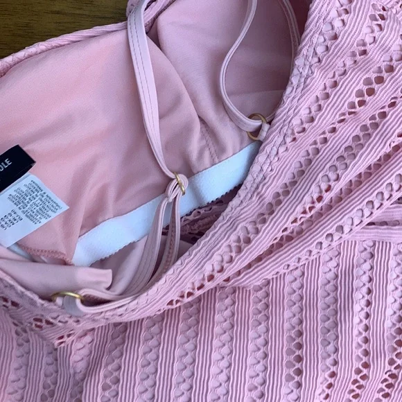 Kenneth Cole New York  high neck one piece Size: L NWOT - Picture 9 of 11